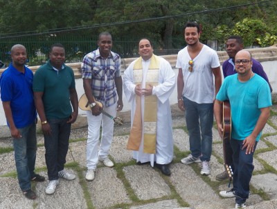 Padre Omar e Grupo Karas do Brasil (5)