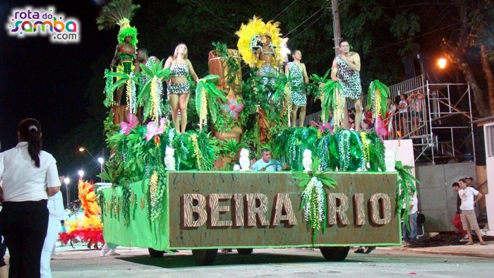 Beira Rio carro abre alas