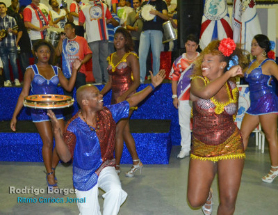 Vizinha Faladeira eliminatoria do samba 2016