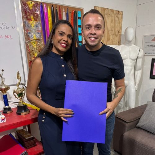 Nathália Brito recebe figurino para estreia como musa da União da Ilha